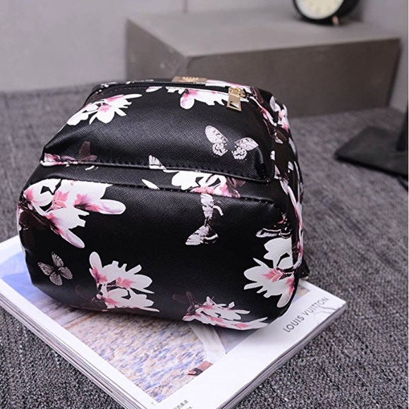 🖤🌺Mini Floral Backpack - Picture 4 of 8
